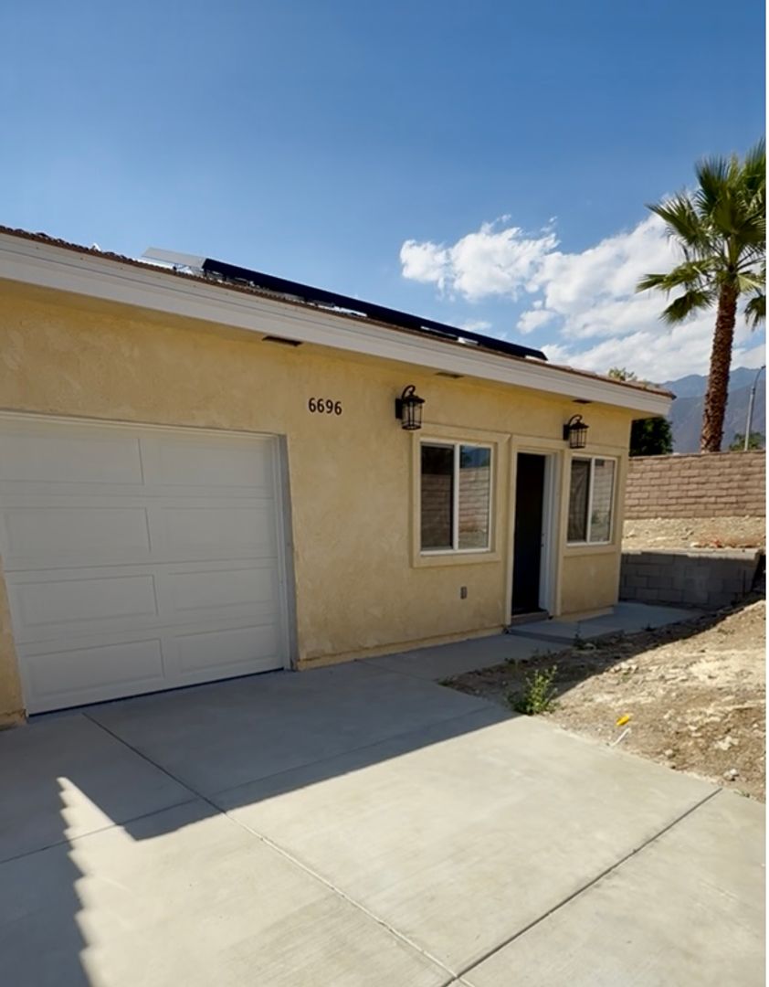 Rancho Cucamonga Apartment: 6696 Inyo Pl