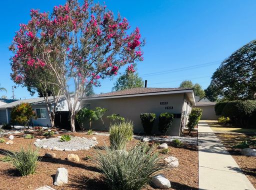 2 bedroom 1 bath in La Verne