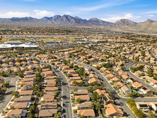 10628 Primrose Arbor Ave, Las Vegas, NV 89144