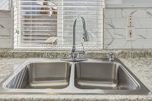 10152 Climbing Lily Street, Las Vegas, NV 89183