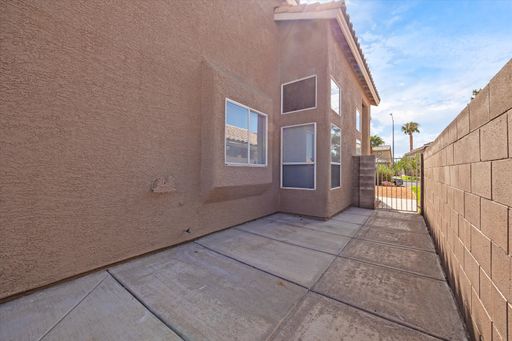 8366 Drop Camp Street, Las Vegas, NV 89123