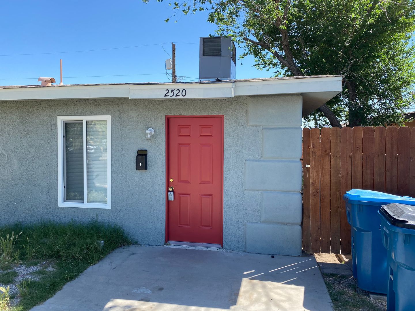 North Las Vegas House: 2520 Salt Lake Street