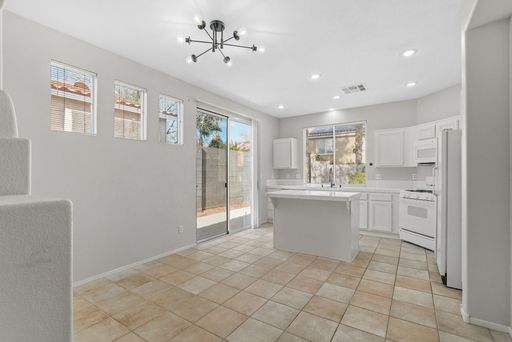 10628 Primrose Arbor Ave, Las Vegas, NV 89144