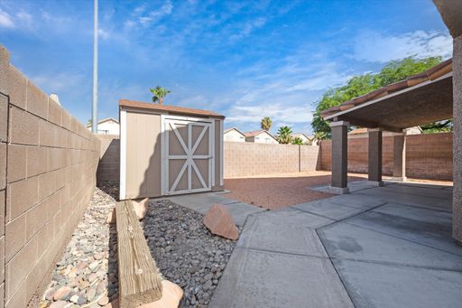 8366 Drop Camp Street, Las Vegas, NV 89123