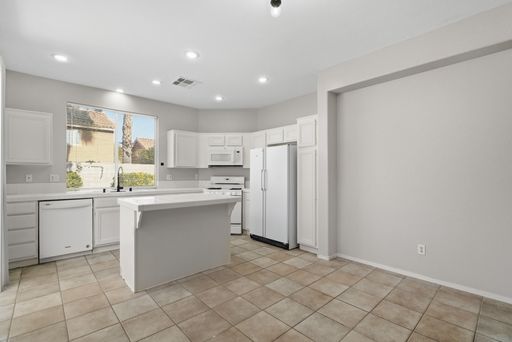 10628 Primrose Arbor Ave, Las Vegas, NV 89144