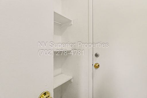 7929 Dana Maple Court, Las Vegas, NV 89131