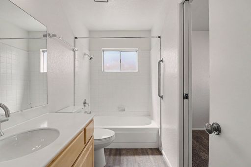 545 Van Dornum Avenue, Henderson, NV 89011