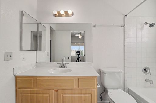 545 Van Dornum Avenue, Henderson, NV 89011