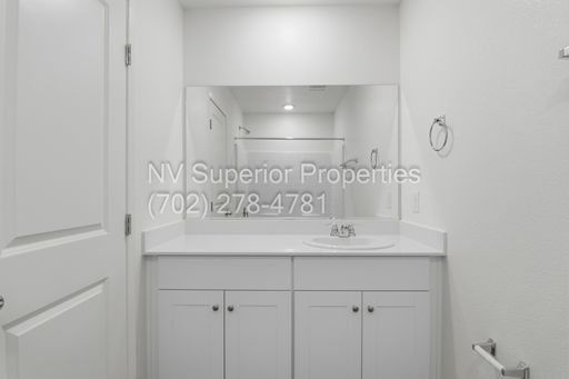 1902 Omaggio Vista Street, Henderson, NV 89044