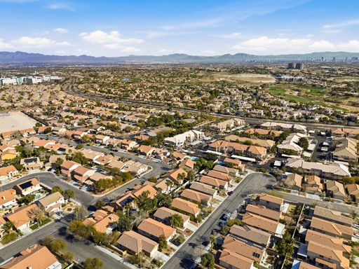 10628 Primrose Arbor Ave, Las Vegas, NV 89144