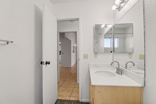 545 Van Dornum Avenue, Henderson, NV 89011