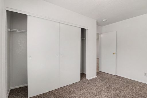 545 Van Dornum Avenue, Henderson, NV 89011
