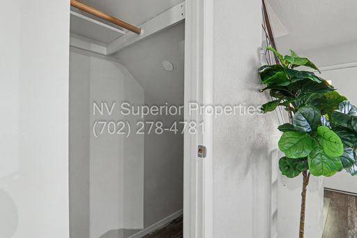 1401 Elizabeth Avenue #2, Las Vegas, NV 89119