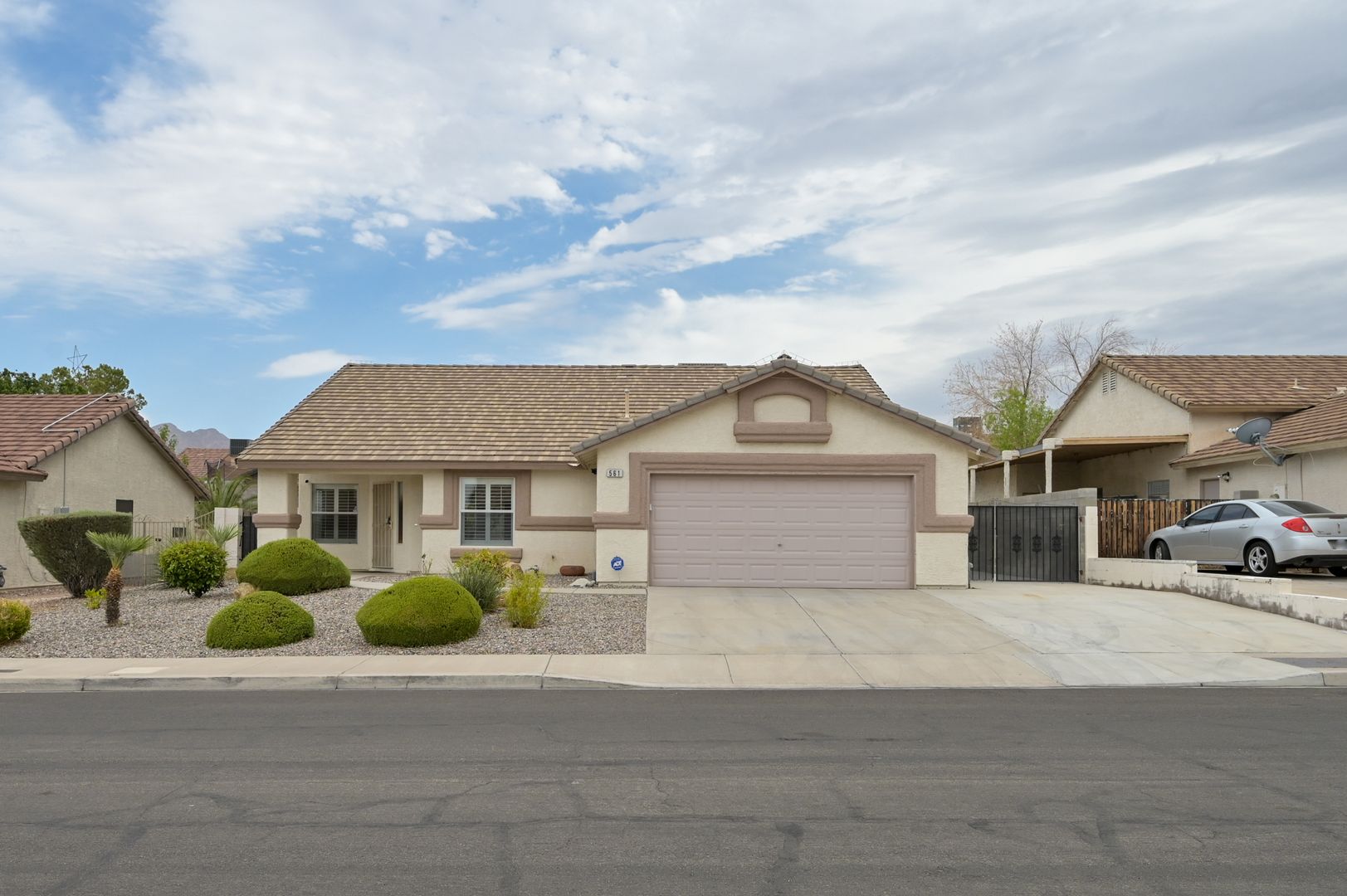 Henderson House: 561 Pacer Terrace