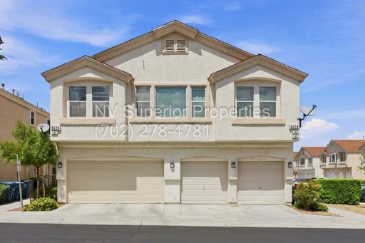 SW!! Mountains Edge!!! Gated!!! Community Pool!!! & Park!! 1 car Garage!! Upgrader front loading Washer and Dryer!!! – photo 1