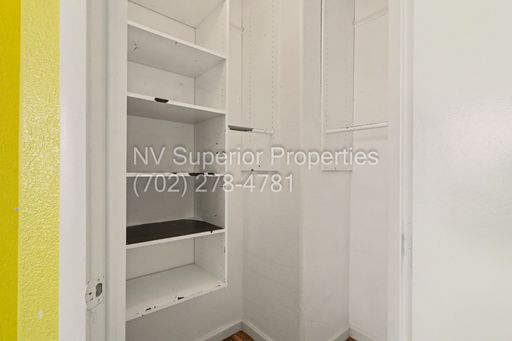 7929 Dana Maple Court, Las Vegas, NV 89131