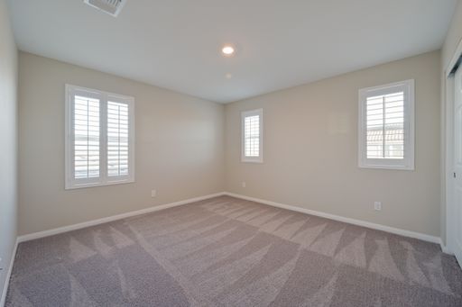 9792 Newcastle Spring Avenue, Las Vegas, NV 89178