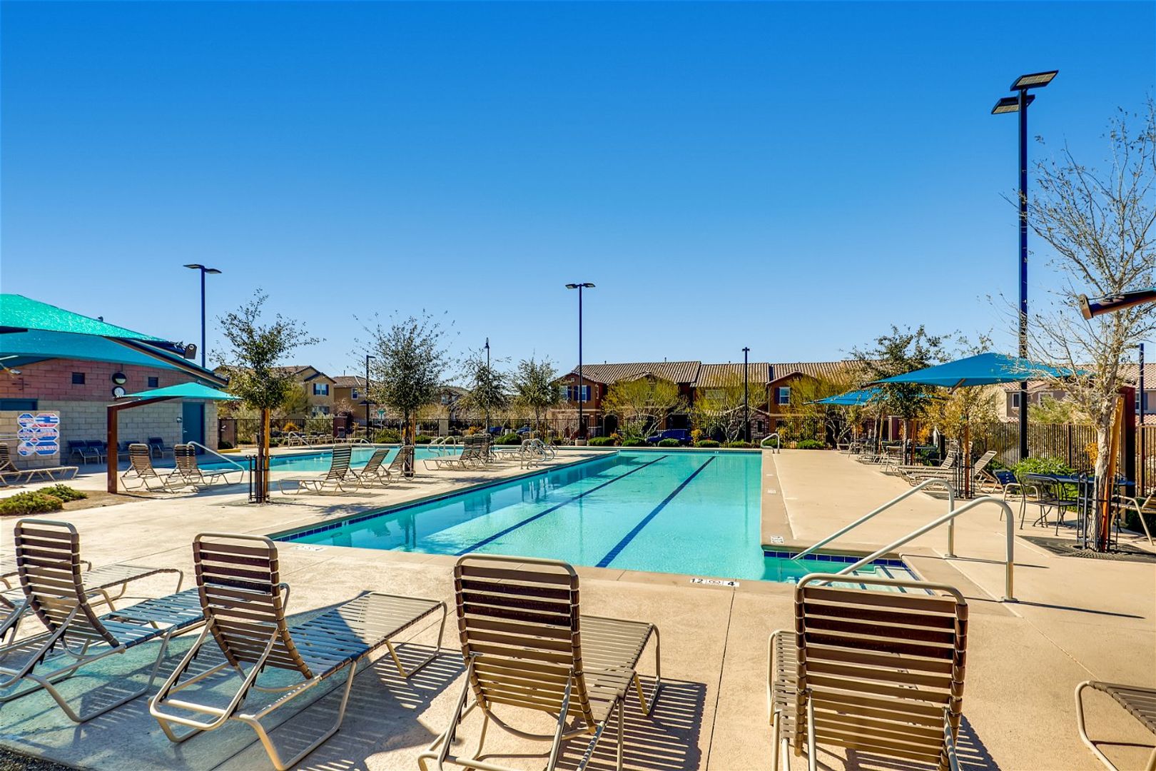 Pool at 2983 Duverney Ave (191-24-414-082)