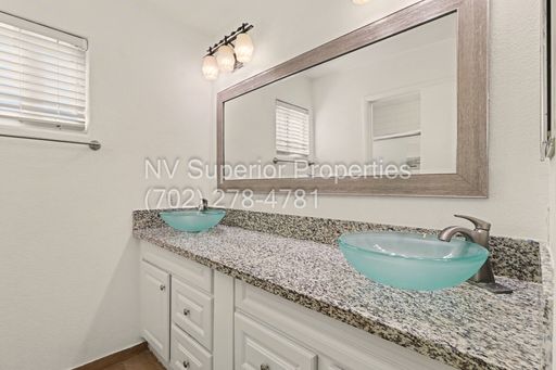 7929 Dana Maple Court, Las Vegas, NV 89131