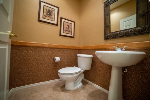 2012 Colvin Run Drive, Henderson, NV 89052