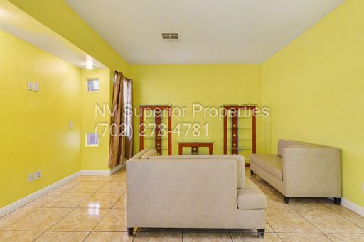 7929 Dana Maple Court, Las Vegas, NV 89131