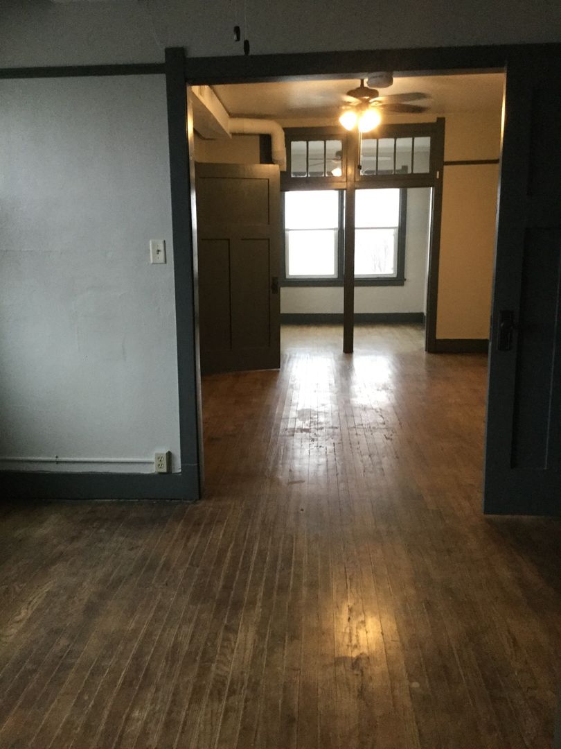 Marshalltown Apartment: 201 N 2nd AVE