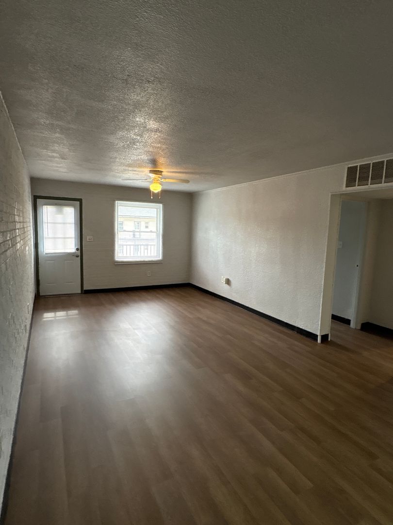 Bison Run Apartments 3 of 7