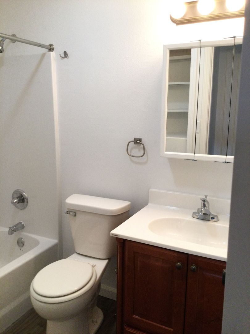 Tama Apartment: 1710 Harding Street