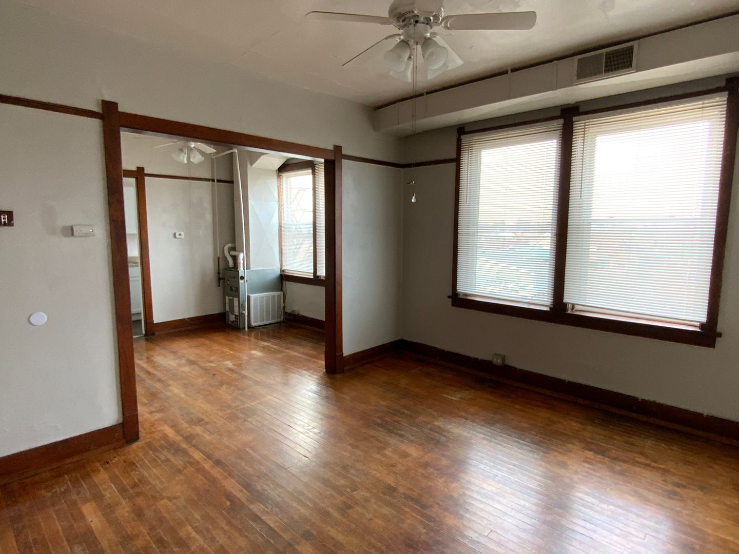 Marshalltown Apartment: 201 N 2nd AVE