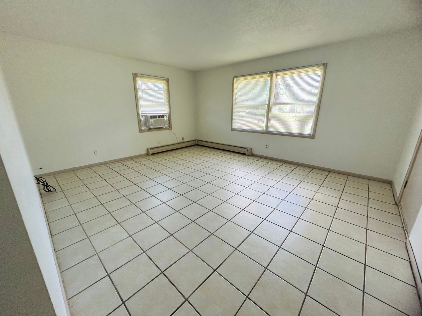 Marshalltown Apartment: 401 N. 1St St Unit A-D