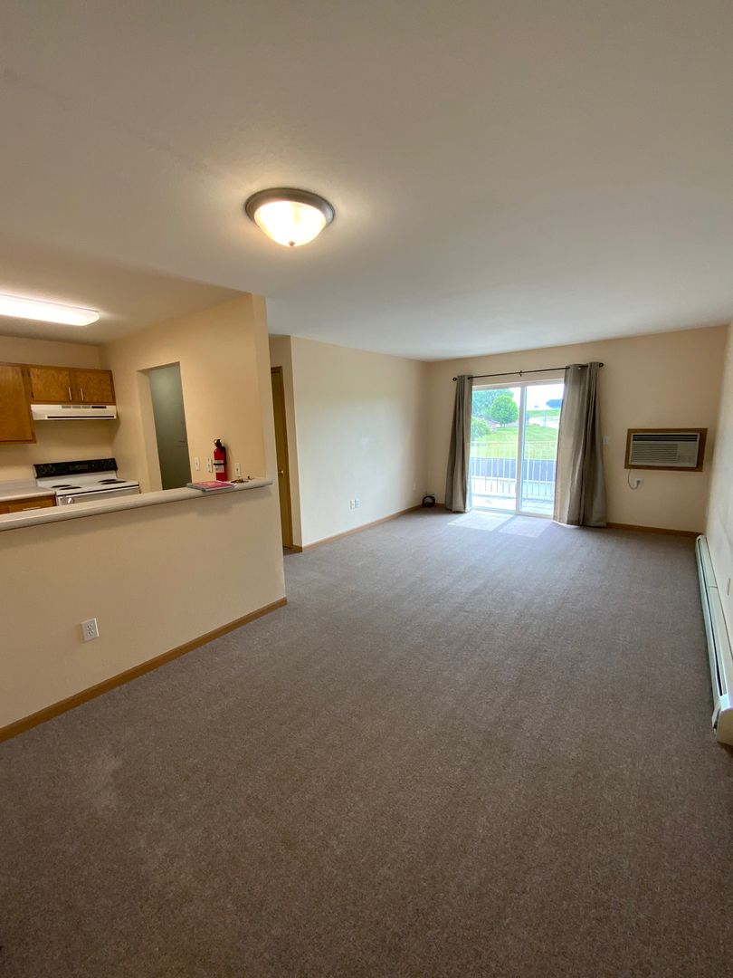 Toledo Apartment: 1105 South Prospect Drive