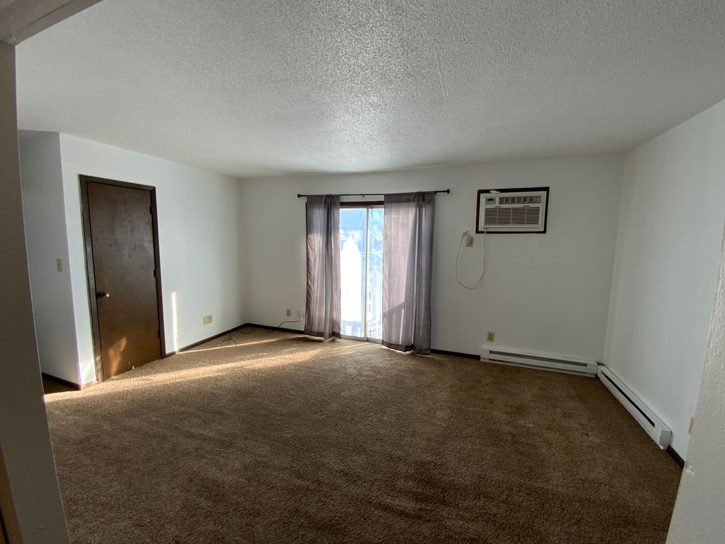 Tama Apartment: 1710 Harding Street