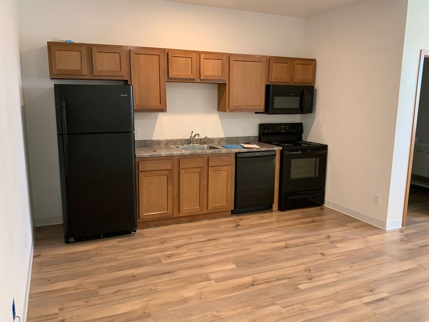 Toledo Apartment: 401 1st Ave