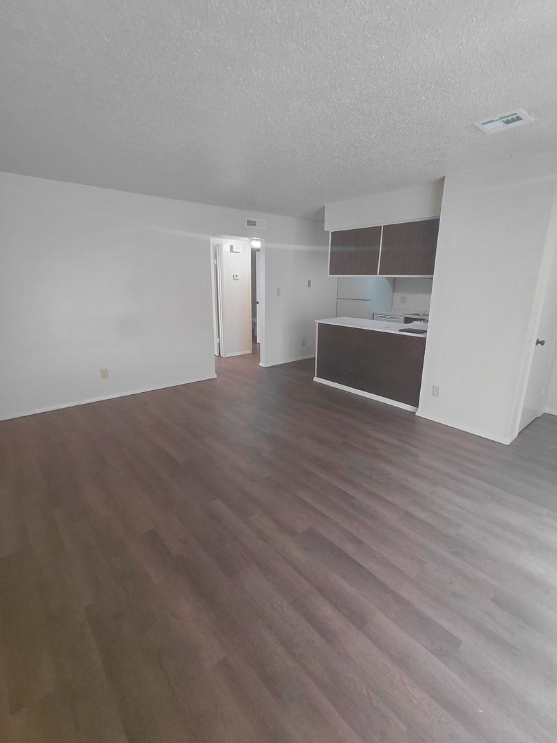 Prairie Sun Apts. 8 of 12