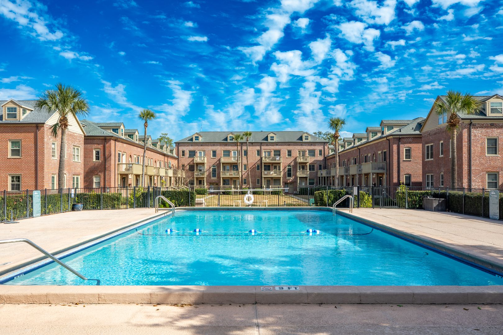 Urban Core House: 1550 Palm Avenue