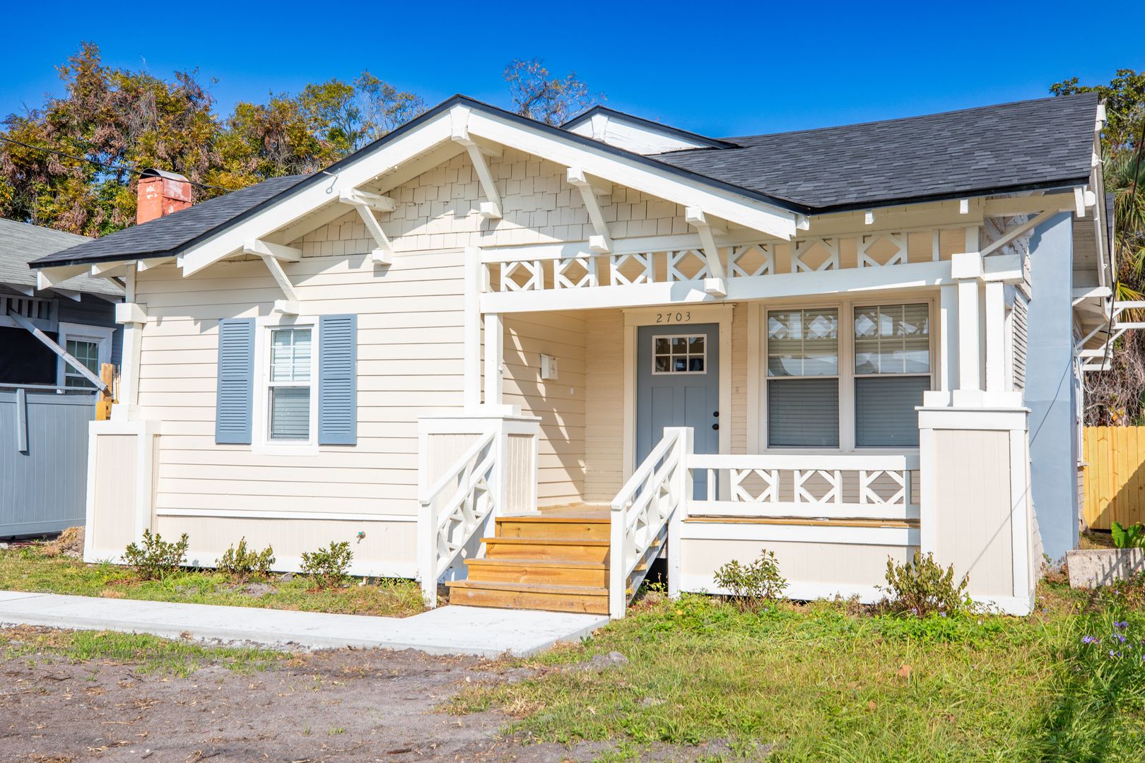 Jacksonville House: 2703 College Street