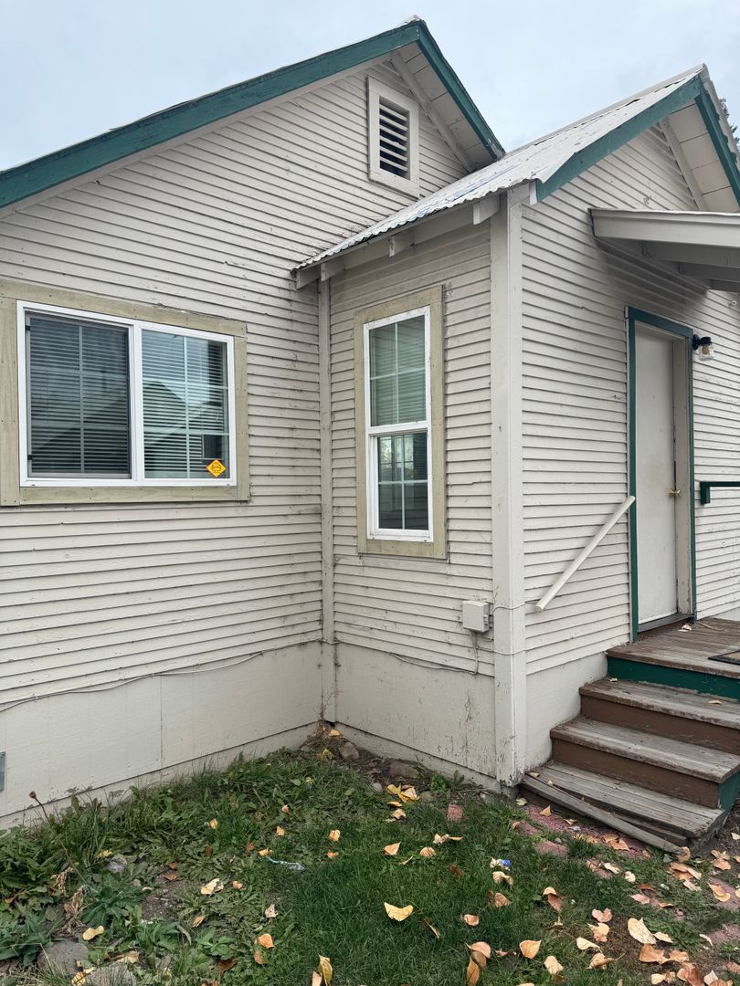 Chester Apartment: 130/140 Gay St.