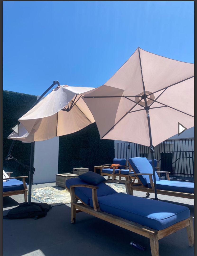 Toluca Lake Apartment: 10650 Moorpark St