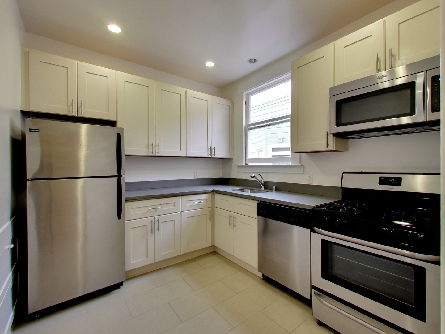 San Francisco Apartment: 1460 Sutter St.