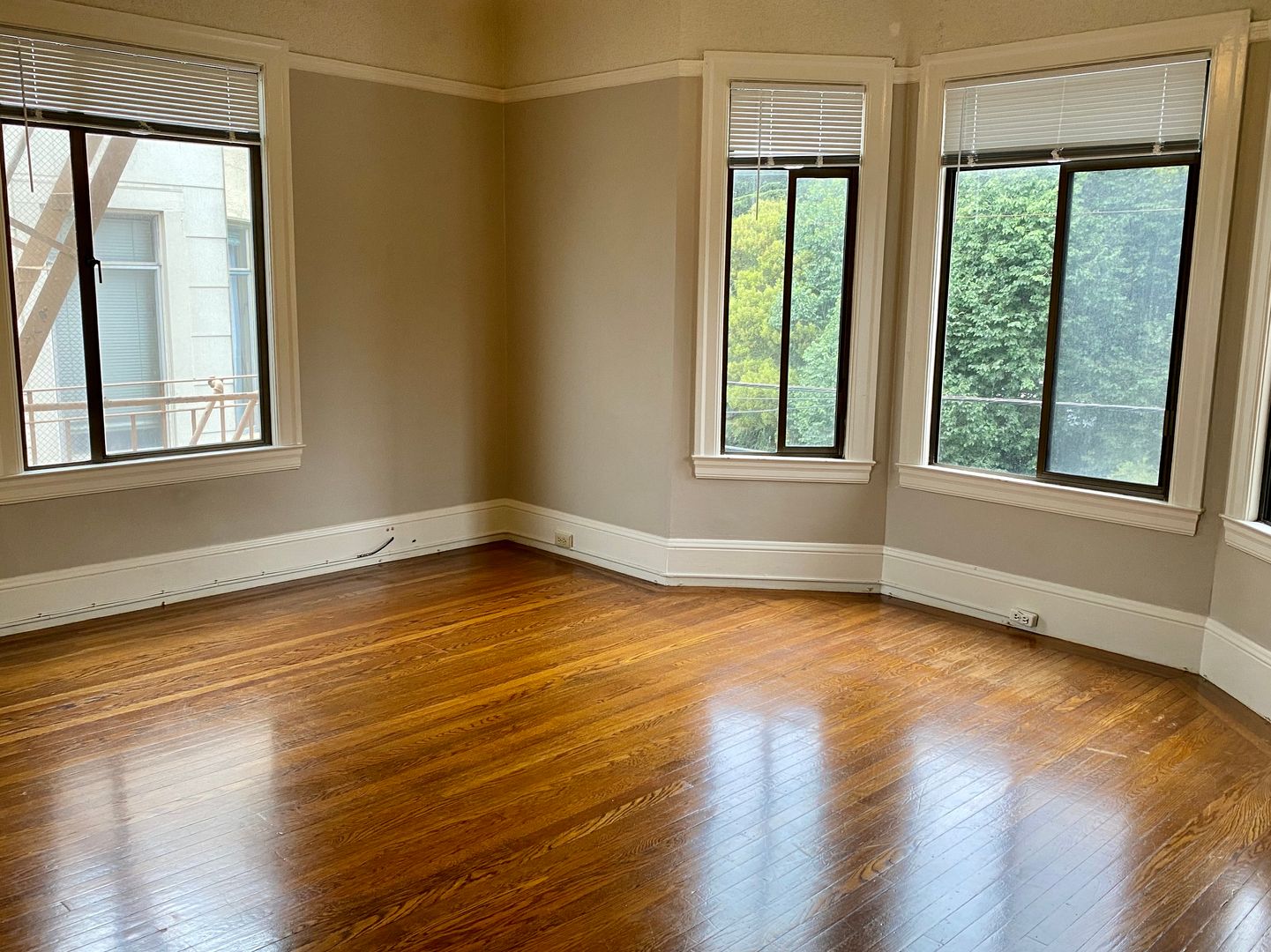 San Francisco Apartment: 195 14th Ave.