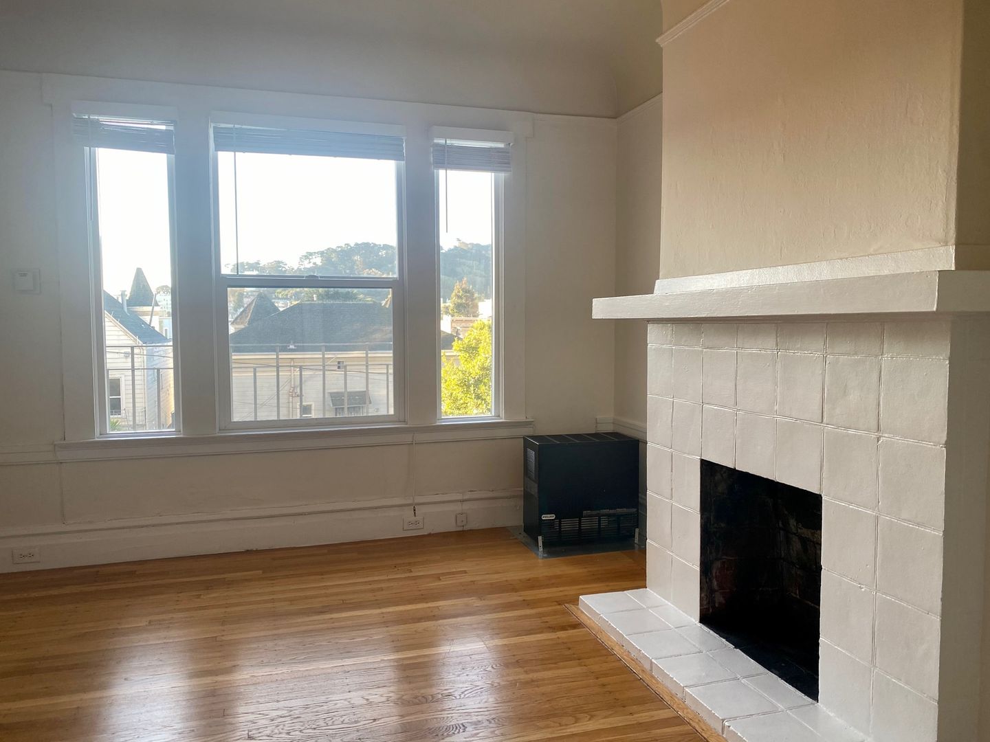 San Francisco Apartment: 1733 McAllister Street - 5