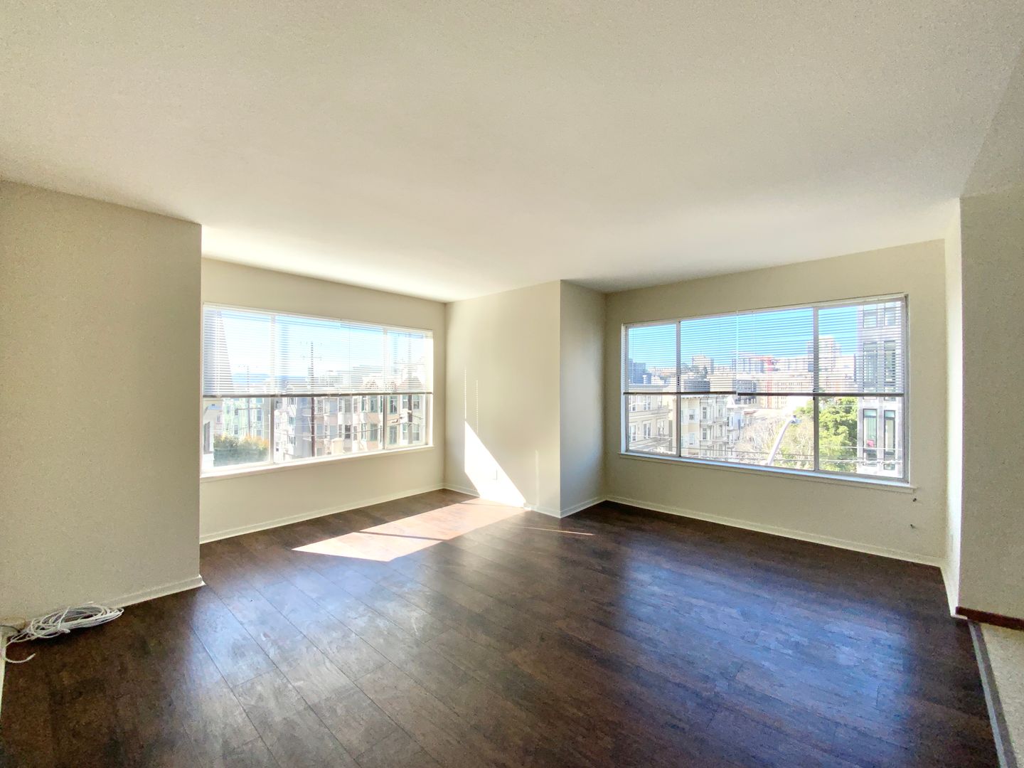 San Francisco Apartment: 1600 Larkin Street