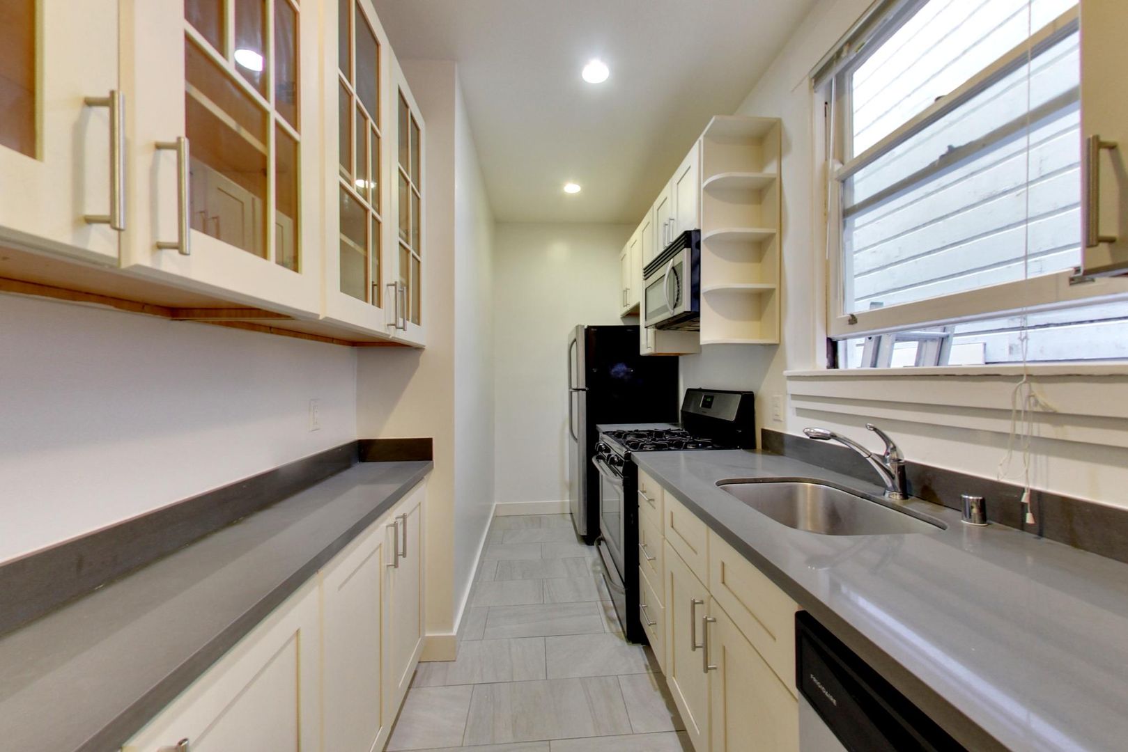 San Francisco Apartment: 1460 Sutter St.