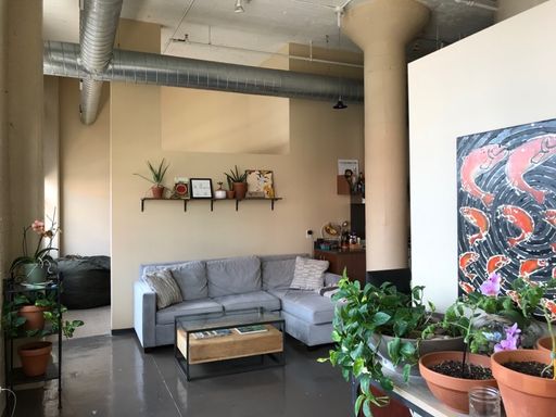 1 Bedroom Loft with Den Available! – photo 1