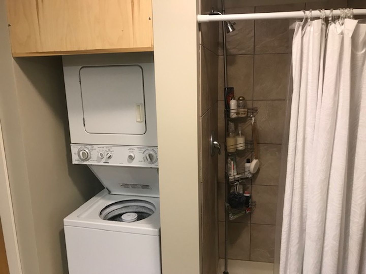 Syracuse Apartment: 689 North Clinton Street