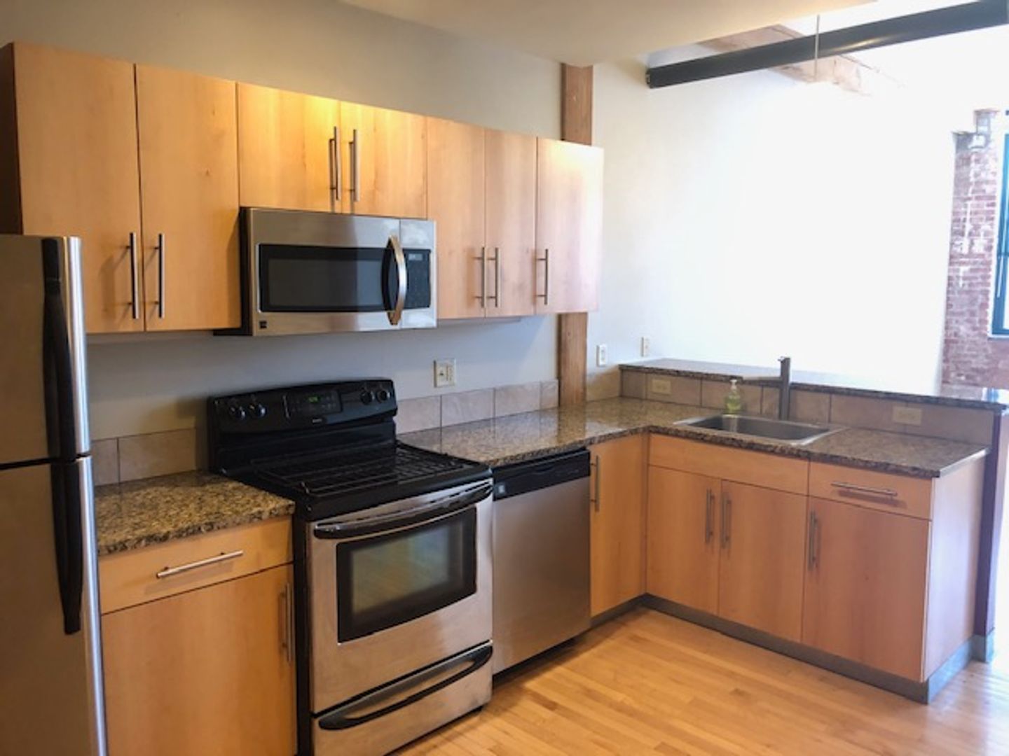 Syracuse Apartment: 689 North Clinton Street