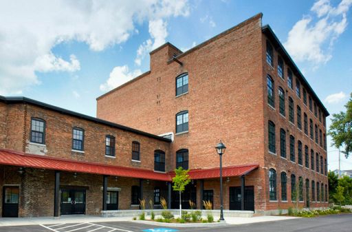 317 W. First Street, Unit 101