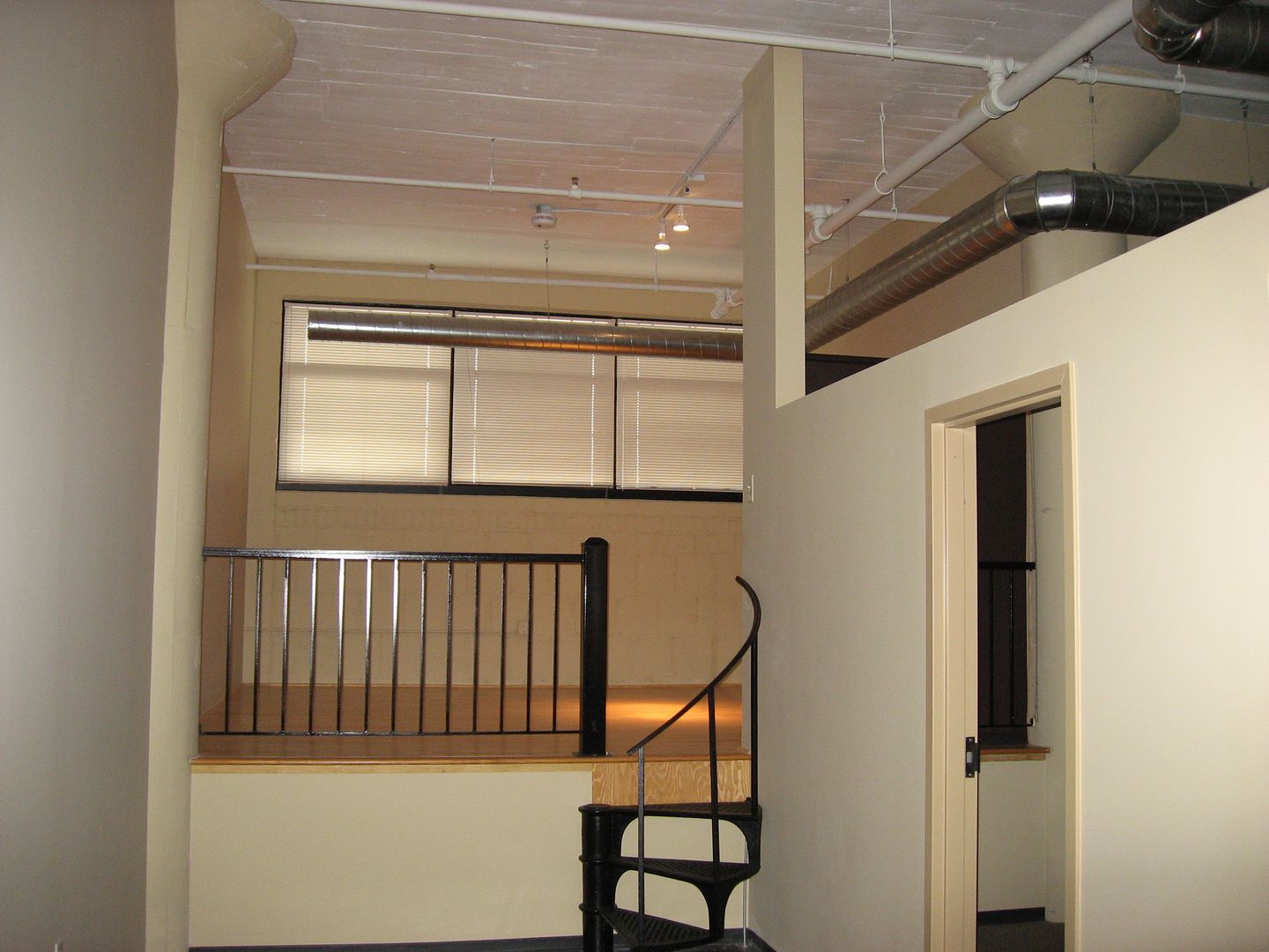 Syracuse Apartment: 230 W. Willow Street