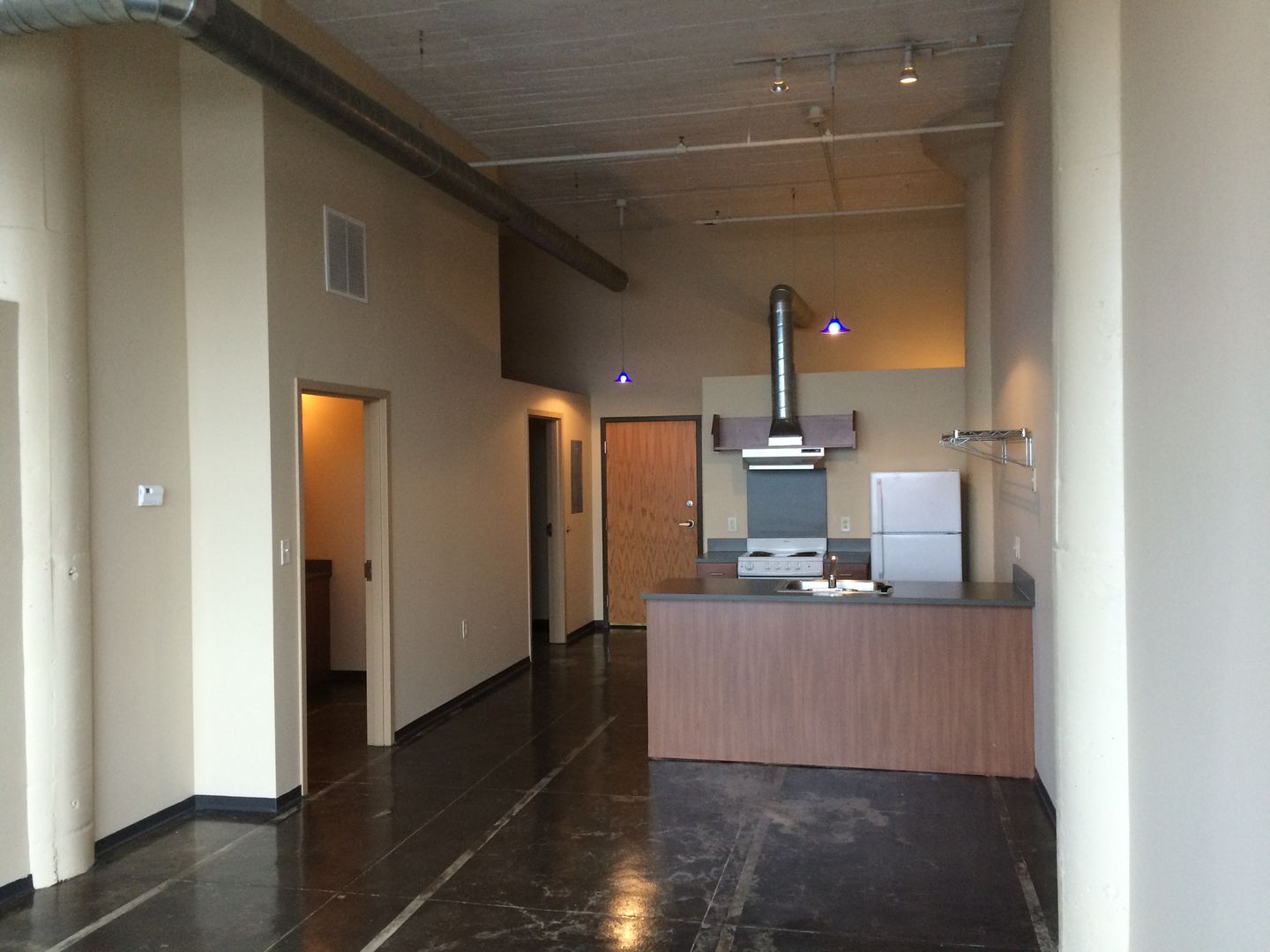 Syracuse Apartment: 230 W. Willow Street