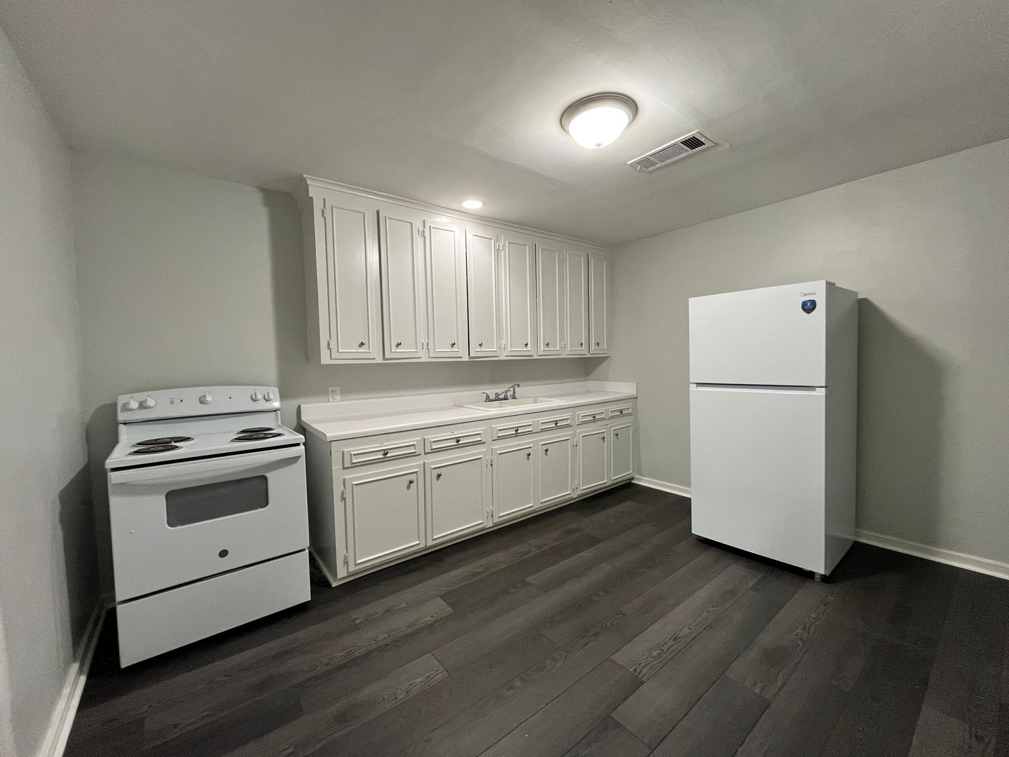 Meridian Apartment: 3419 40th Street